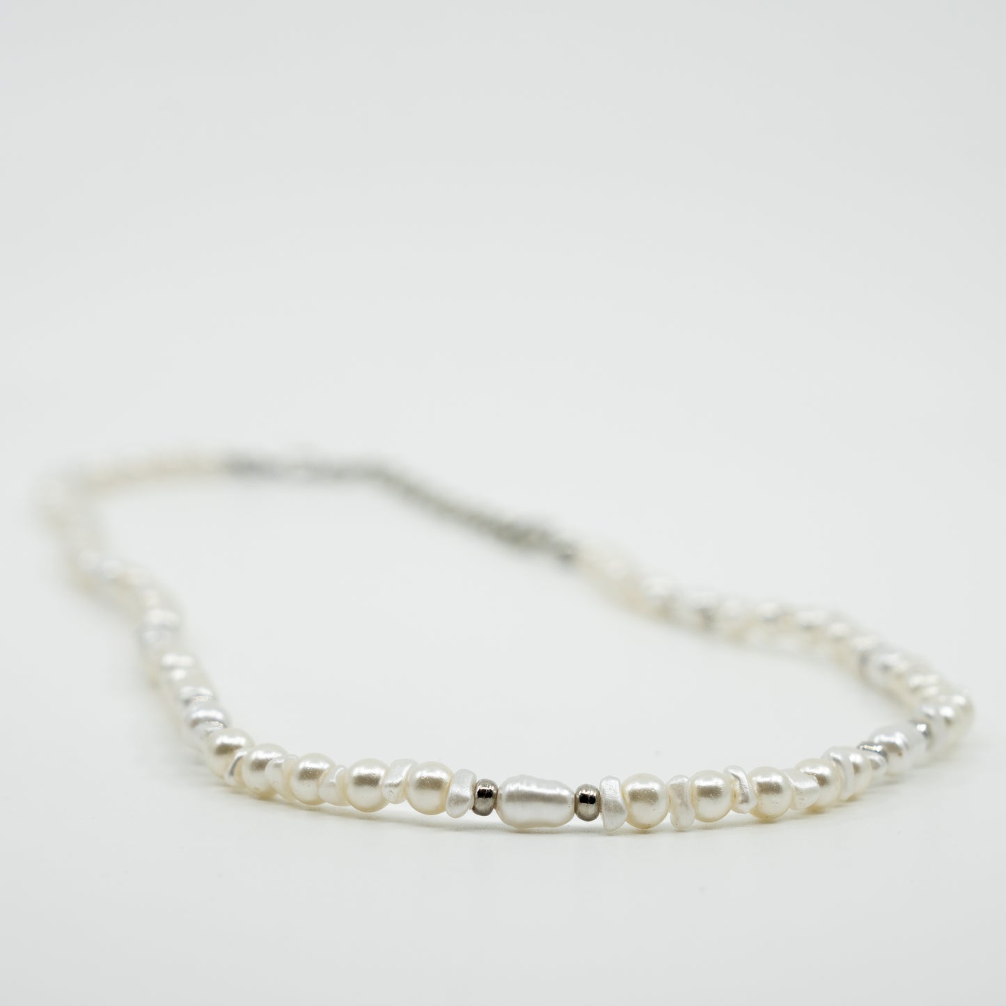 Midnight Pearl Layered Neckalce