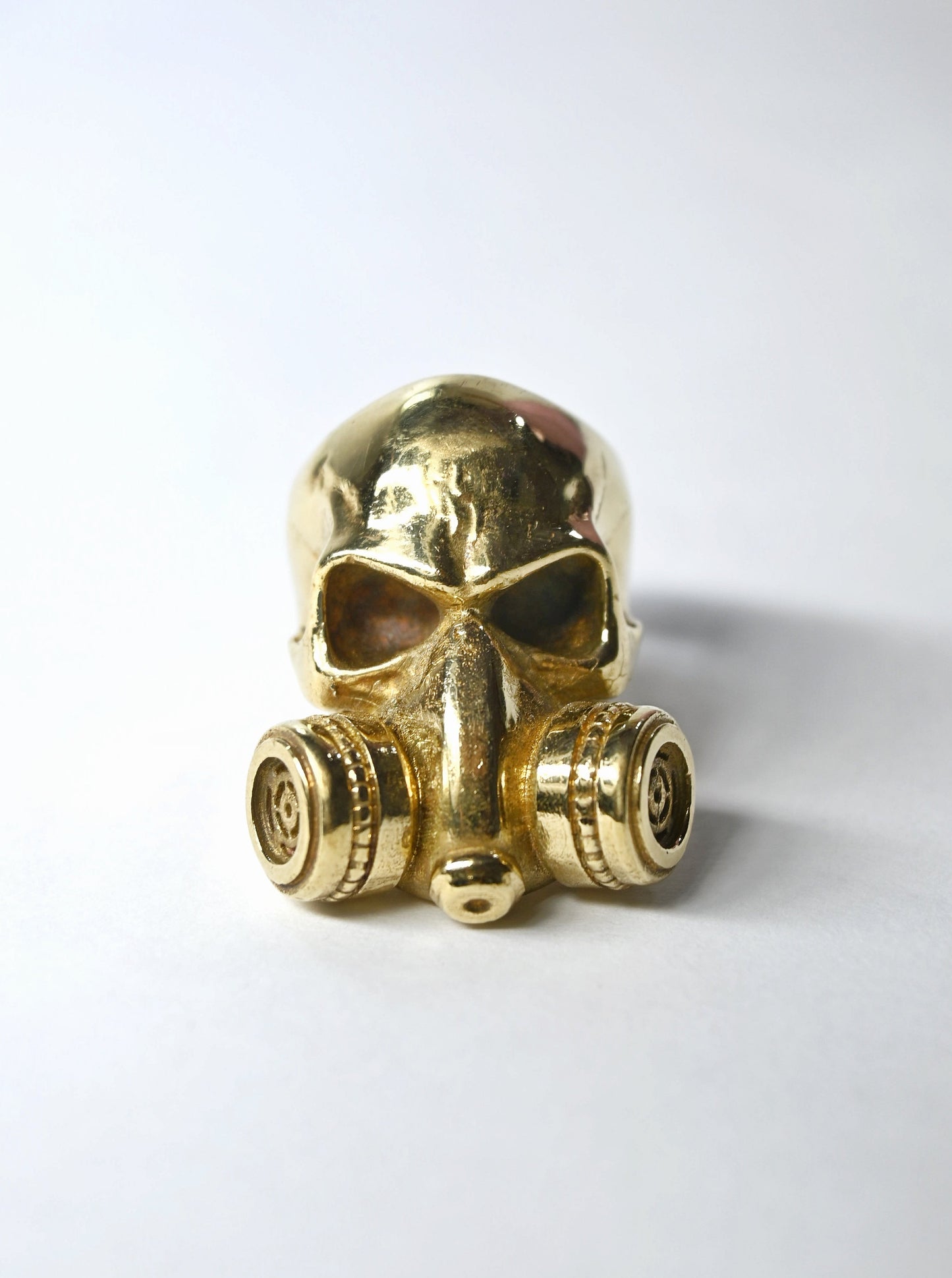 The gold respirator Ring