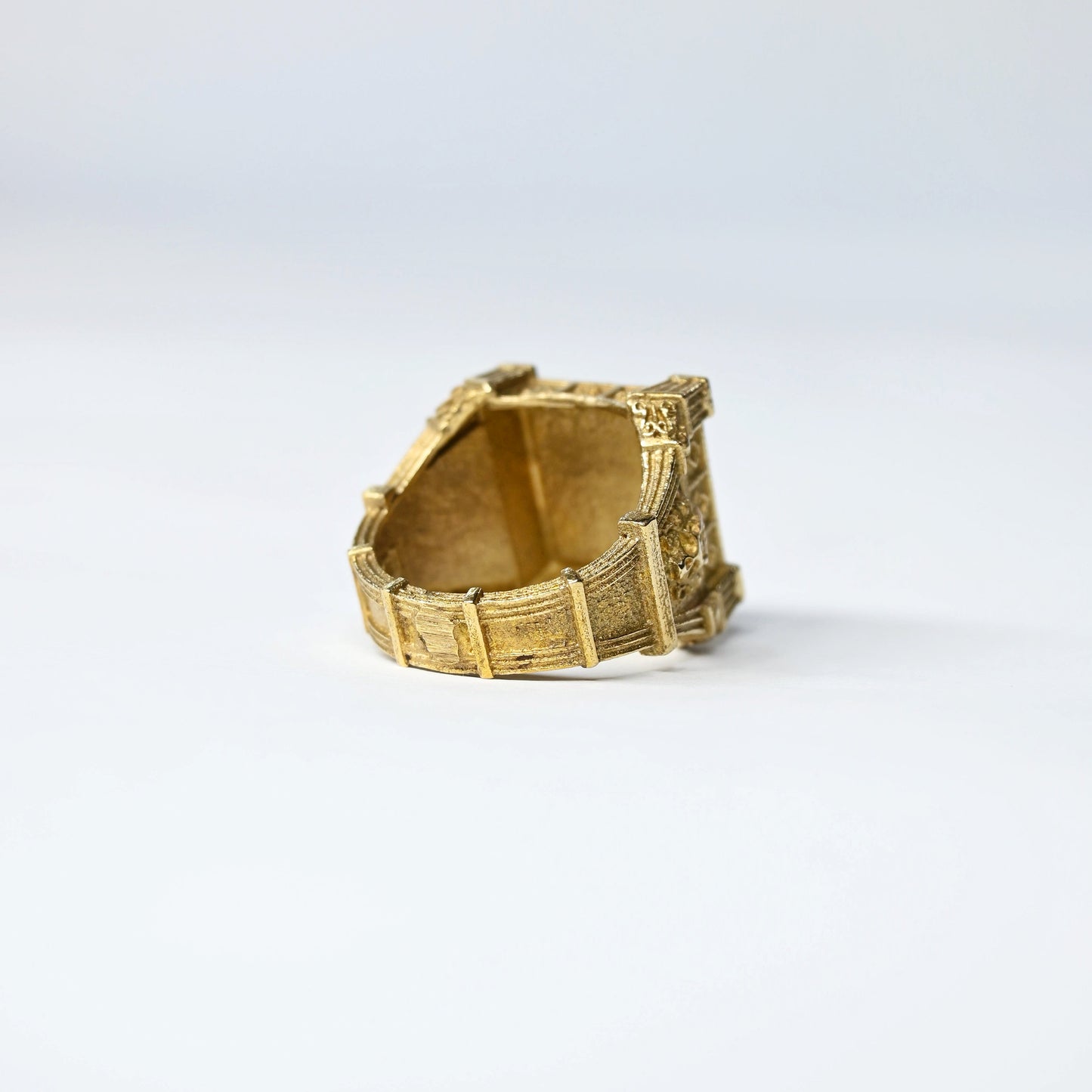 The Relic Skull Ring