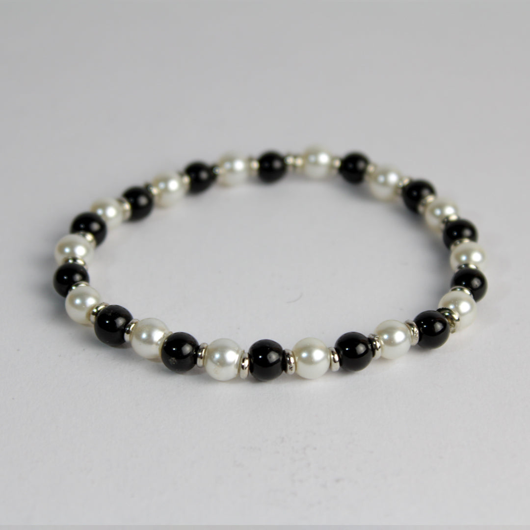 B/W Pearl Bracelet