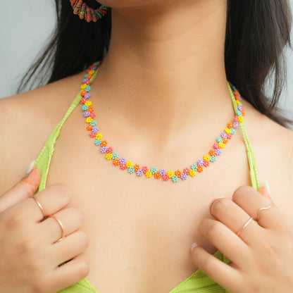 Daisy Daze beaded Necklace