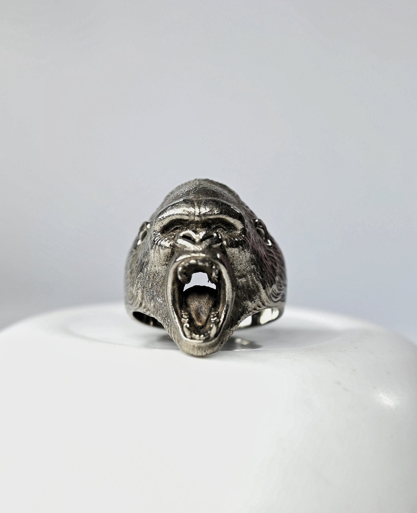 Silverback Gorilla Ring