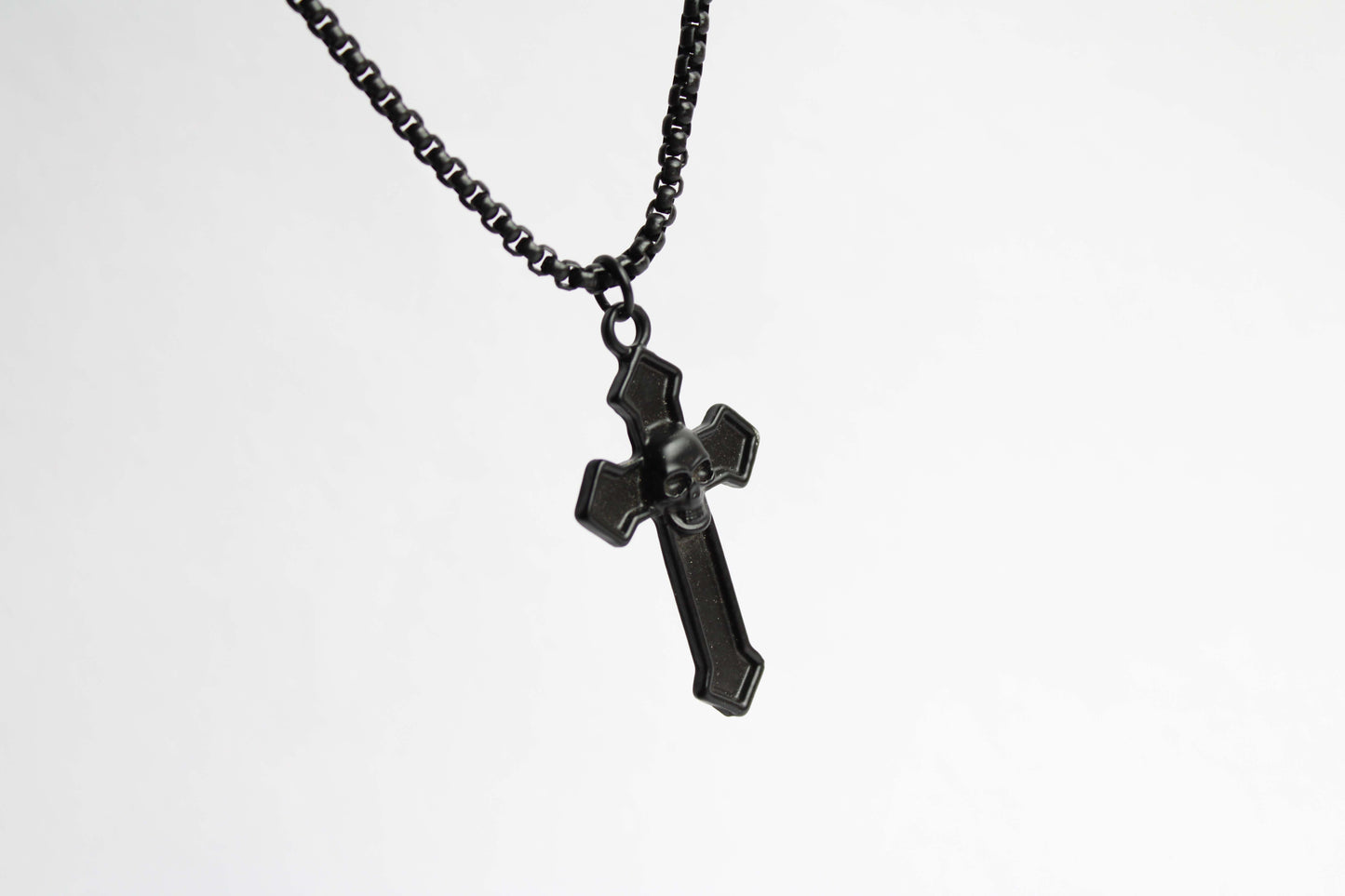 Crossbones Pendant