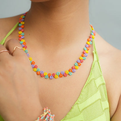 Daisy Daze beaded Necklace